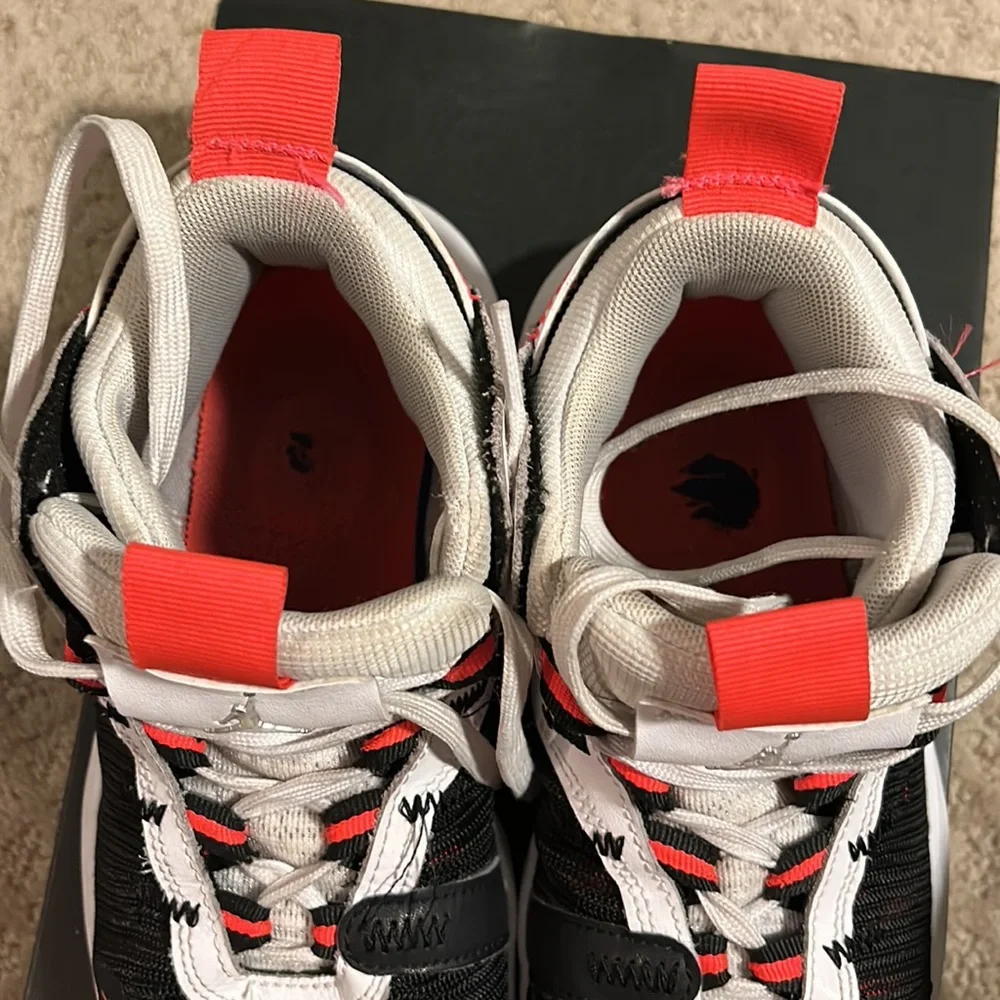 Jordan Jumpman youth 5.5 - Picture 4 of 5